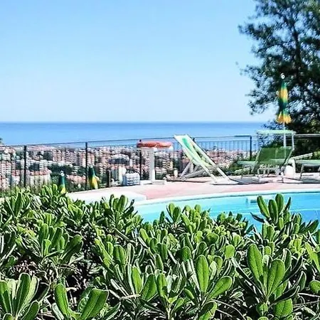 Tourist Villaggio Colombo Marina dʼAndora